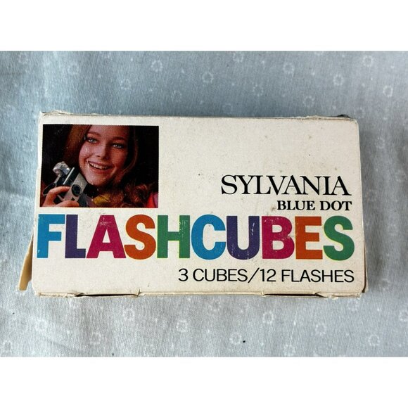 Vtg lot 9 Flash Cubes Sylvania General Electric Untested - Picture 2 of 7